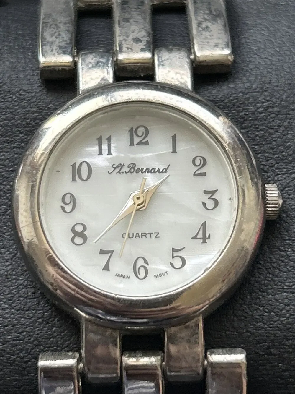 Silver Tone Pearl Dial Women’s Quartz Watch
